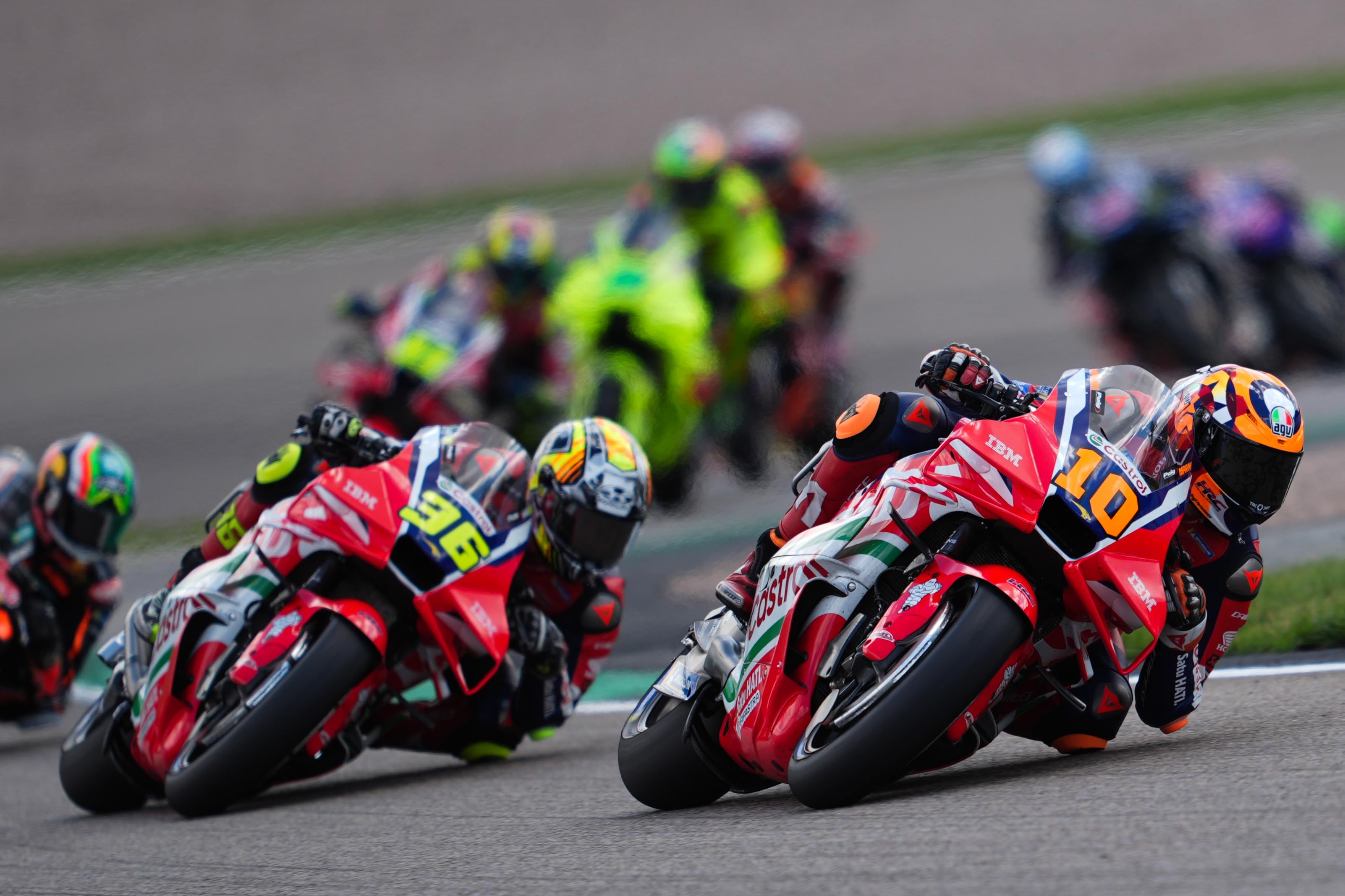 Luca Marini dan Joan Mir
