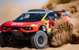 Sebastian Loeb Raih Kemenangan Keempat di Etape Dakar, Ini BRX Hunter T1 Tunggangan Andalannya