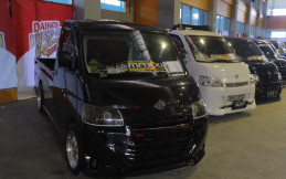 Daihatsu Dress-up Challenge 2018 Sambangi Kota Makassar