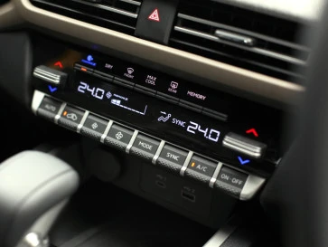 Serba-serbi Perawatan AC Mobil di Musim Kemarau dan Pancaroba