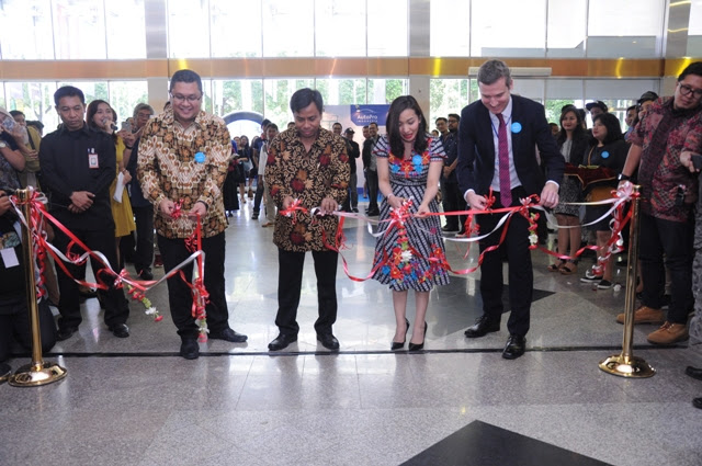 Direktur Kementrian Perindustrian Buka Pameran Autopro 2017