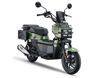 Gaya Nyentrik Honda Square X125, Skutik Petualang Dibanderol Rp29 Jutaan