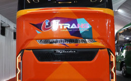 Inovasi Karoseri New Armada, Lampu Belakang Skylander R25 Bisa Digunakan Kedua Sisi