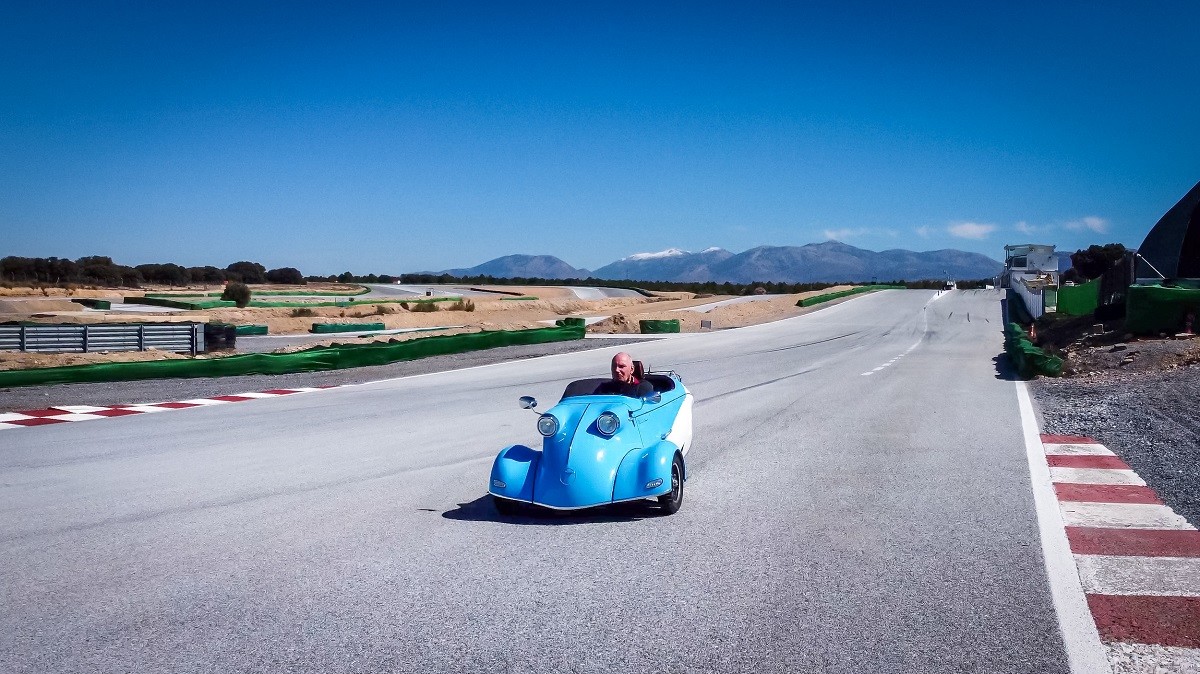 Messerschmitt Hidupkan Kembali Microcars 3-Roda Klasik