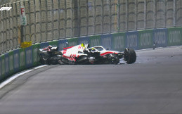 Mick Schumacher di Tikungan 12 Hantam Dinding 270 Kpj!