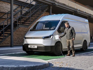 Ford Transit City Mulai Buka Pesanan di Spanyol