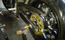 Cara Merawat Rantai Sepeda Motor Agar Usia Pakai Lebih Lama