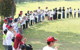 MMKSI Ajak 100 Anak Panti Asuhan  Bermain dan Belajar dengan 'One Day Parent'