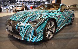 Ini Mobil Penuh Warna Lexus 