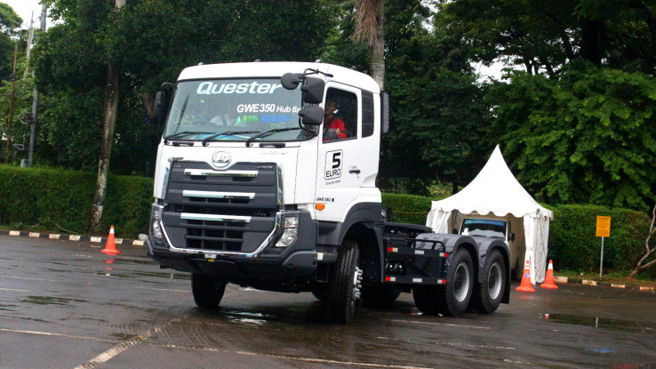 UD Trucks Pastikan Quester dan Kuzer Siap Tenggak Biodiesel B50