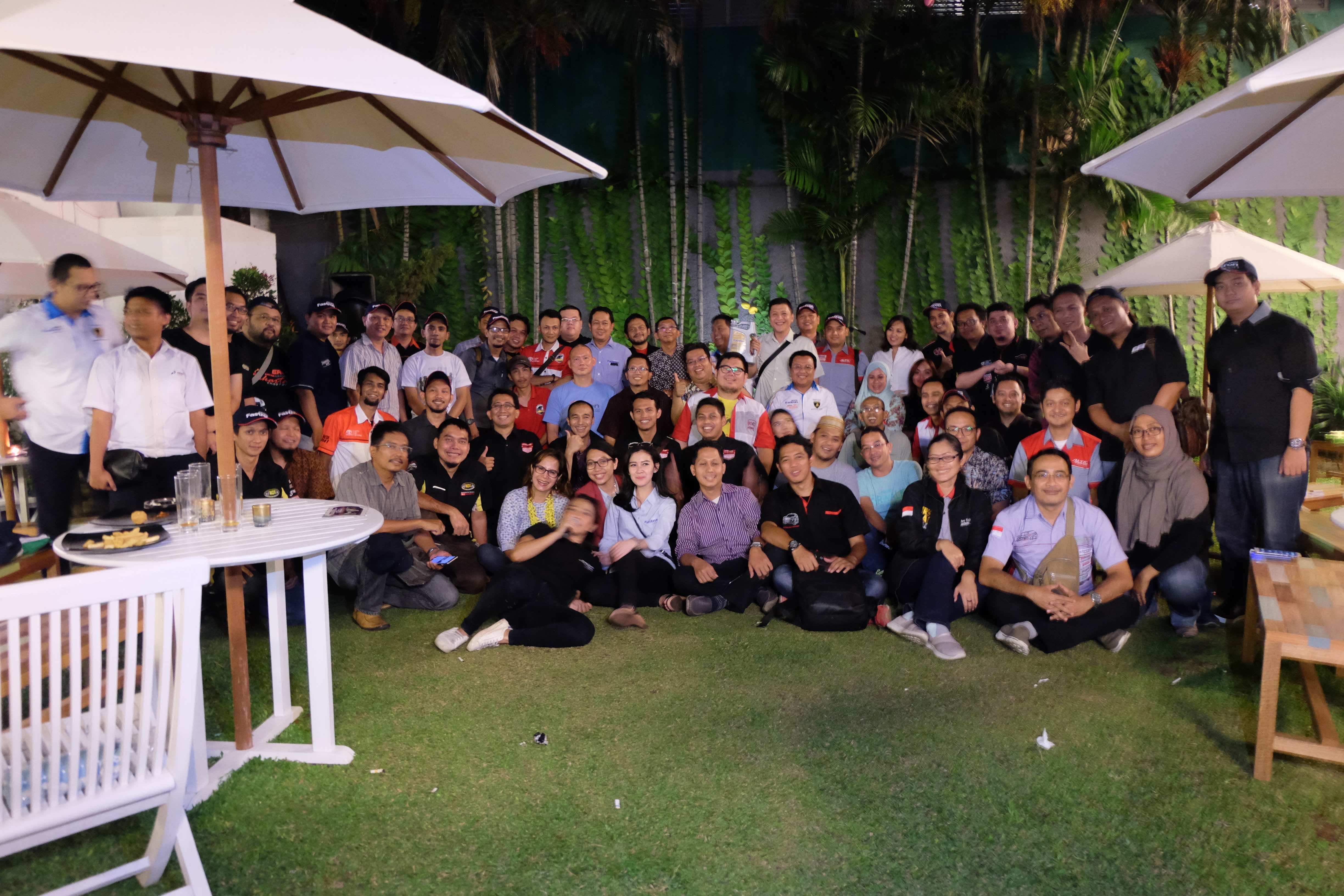 Pertamina Lubricants Ajak Komunitas Fastron Weekend Drive Buka Bersama