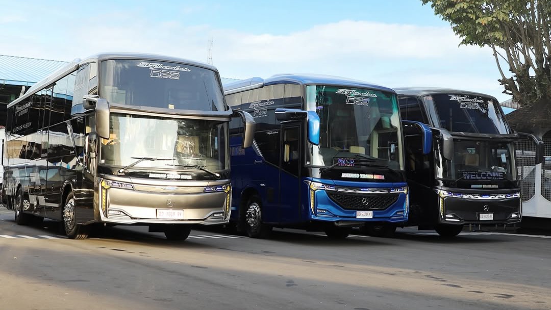 Deretan Bus Baru PO Matano Trans Nusa Rakitan Armada