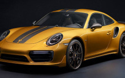 Tampilan Spesial Porsche 911 Turbo S Exclusive Series