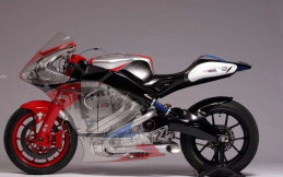 Cat Pelek Motor Bikin Tampilan Berbeda
