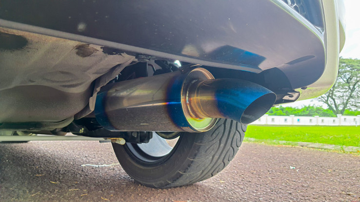 Mau Ganti Knalpot Racing Mobil? Perhatikan Hal Ini Sob