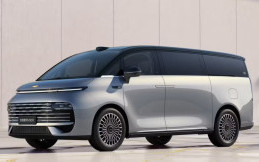 Geely Galaxy V900 Cetak Rekor Dunia Jumlah Penumpang Terbanyak