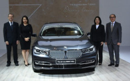 All-new BMW 740Li Rakitan Indonesia Mejeng Di IIMS 2017