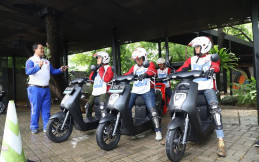 Astra Honda Motor Dirikan Safety Riding Khusus Pengguna Motor Listriknya