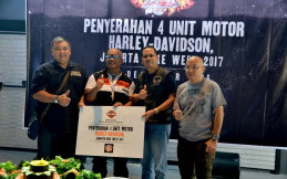 Anak Elang Harley Davidson Jakarta Serahkan 4 Harley Davidson untuk Dukung JBW 2017