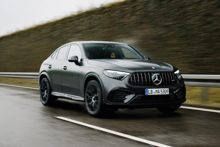 Mercedes-AMG GLC 53, Paduan Sempurna Performa 6 Silinder dan Teknologi Drift Mode