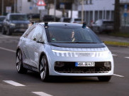 VW Gen.Urban Uji Coba Robotaxi Tanpa Kemudi di Jalanan Wolfsburg