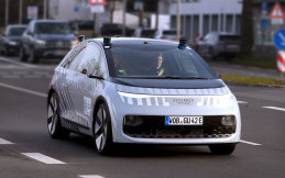 VW Gen.Urban Uji Coba Robotaxi Tanpa Kemudi di Jalanan Wolfsburg
