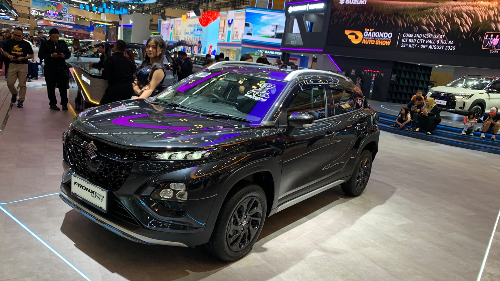 Suzuki Fronx SGX Hybrid Kuro Varian Tertinggi Berkonsep Serba Hitam