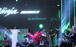 Spesifikasi Kawasaki New Ninja 250, Sang Penantang Honda CBR250RR dan Yamaha R25