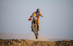 Strategi Berjalan Mulus, Daniel Sanders Juara di Etape 7 Rally Dakar 2025