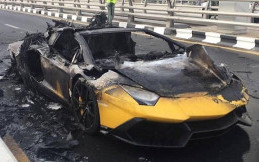 Lagi Viral, Lamborghini Aventador Milik Artis Raffi Ahmad Terbakar