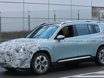 Meluncur 8 Desember, SUV Listrik Mercedes GLB Punya Kabin Superscreen