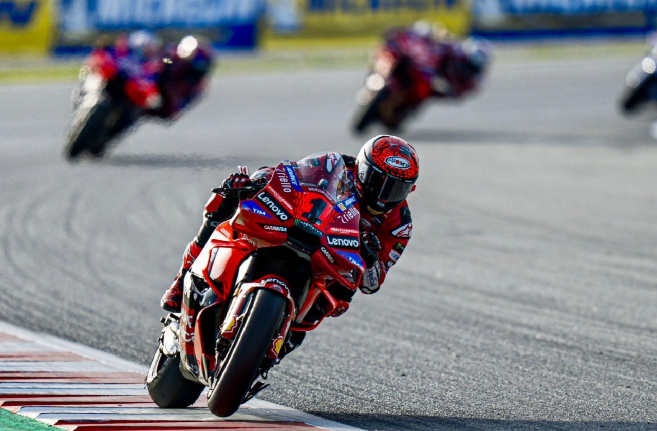 Momen Francesco Bagnaia Legowo Melepas Nomor '1' Pada Ducati Desmosedici GP24