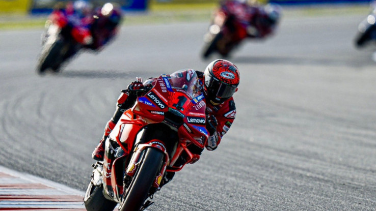 Momen Francesco Bagnaia Legowo Melepas Nomor '1' Pada Ducati Desmosedici GP24