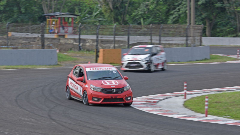 Indotech Racing Tiga Pebalap Honda Racing Indonesia Raih Kemenangan di Kelas Berbeda ...