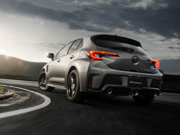 Kaki-Kaki Mobil Berisik dan Kemudi Tidak Responsif, Mungkin Masalah di Link Stabilizer