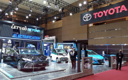 Beli Mobil Toyota di IIMS Hybrid, Bisa Dapat Iphone 13