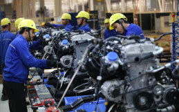 Begini Cara Wuling Produksi Mobil di Indonesia