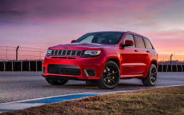 Jeep Grand Cherokee Trackhawk Dibekali Tenaga 707 Hp