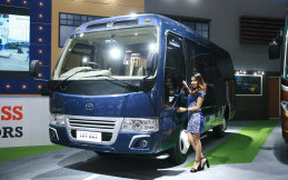 Tata Motors Andalkan LPT 407 dan LP 713 di Segmen Bus
