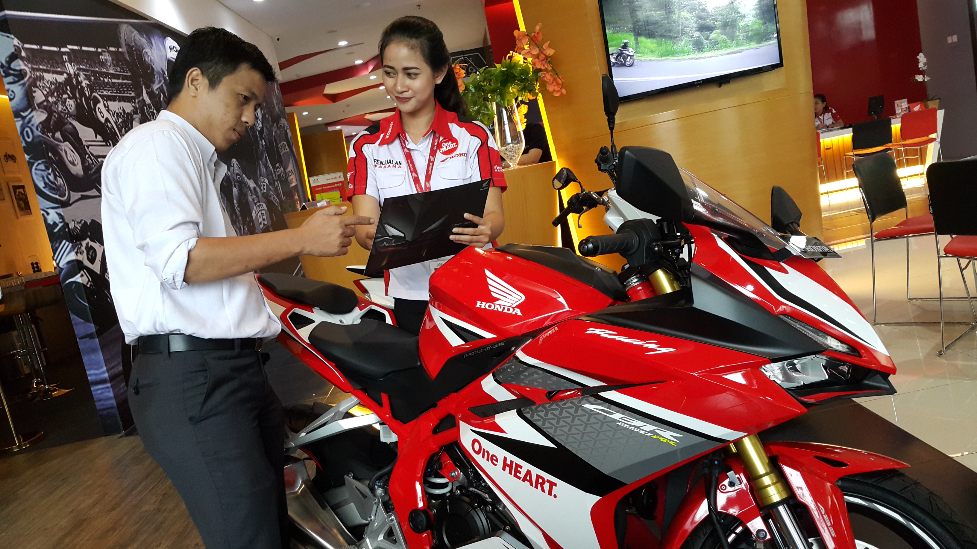 Honda Luncurkan Program Khusus Bagi Pecinta All New CBR250 RR