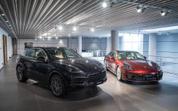 Dibanderol Rp3 Miliaran, Porsche Cayenne E-Hybrid dan Panamera E-Hybrid Meluncur di Indonesia