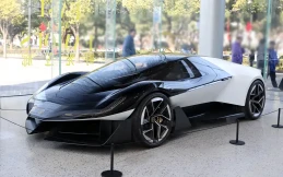 Lotus Meracik Supercar Hybrid V8 Bermesin Tengah, Meluncur 2028