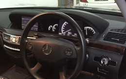 Dibawa ke Bengkel Resmi, Mercedes-Benz S350 Malah Mati Total  