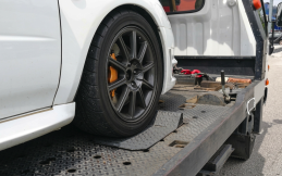 Mobil Bermasalah Setelah Perjalanan Jauh? Kenali 5 Tanda Wajib Towing