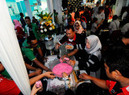 V-KOOL Buka Puasa Bersama Komunitas Mobil Bekasi