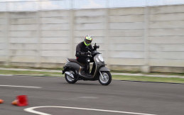First Ride - All New Honda Scoopy Stylish dan Prestige 