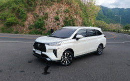Mencoba Langsung Kendaraan Toyota Hybrid, Khususnya Veloz 