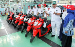 Tak Hanya Belajar Proses Produksi, Peserta Kunjungan Tengok Langsung Budaya Kerja Pabrik Honda