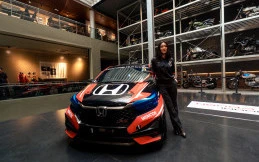 Pembalap Wanita Rachel Cia Resmi Gabung Honda Racing Indonesia