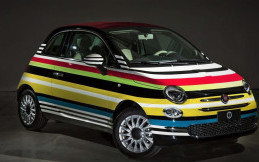Dapat Sentuhan Warna Baru, Si mungil Fiat 500 Terjual Rp800 Juta